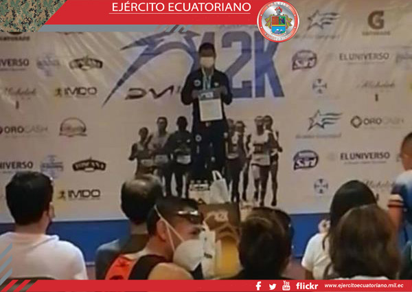 Militar del Ejército se destacó en la Maratón de Guayaquil 42k