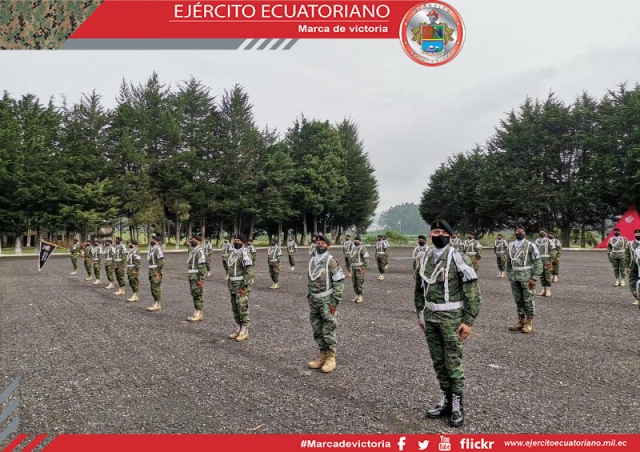 Finaliza XLI Curso Básico de Policía Militar en Machachi