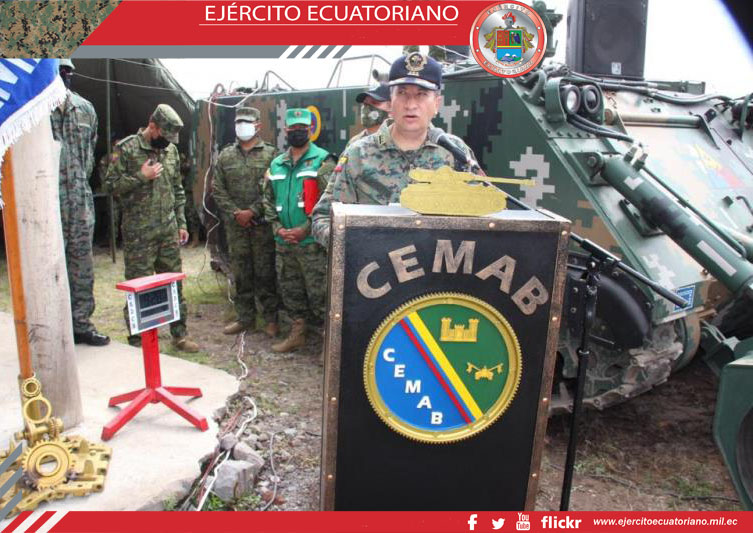 Soldado de caballería blindada participan en competencia Cóndor de la Victoria 2021