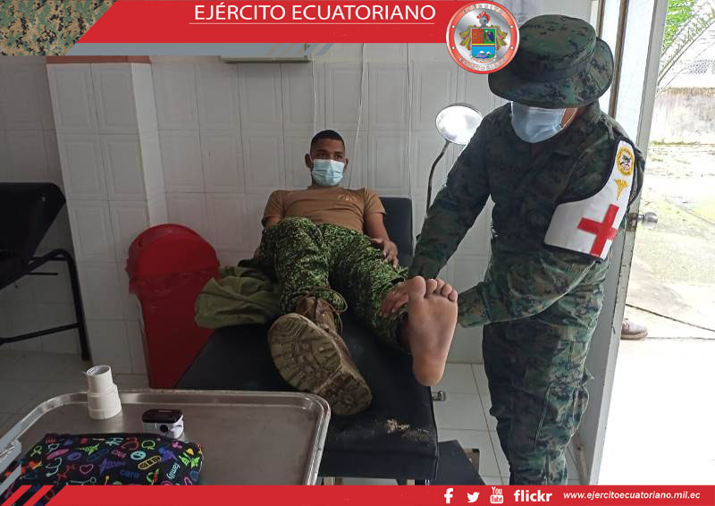 Ejército Ecuatoriano brindó ayuda médica a soldados colombianos