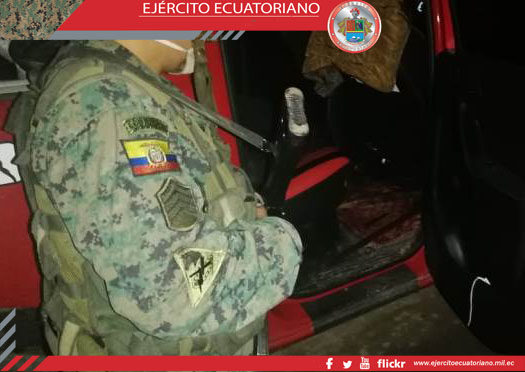 Militares incautaron armamento en Imbabura
