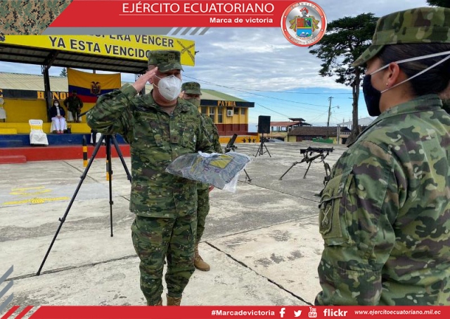 Unidades militares de Celica y Macará son visitadas por el comandante general del Ejército