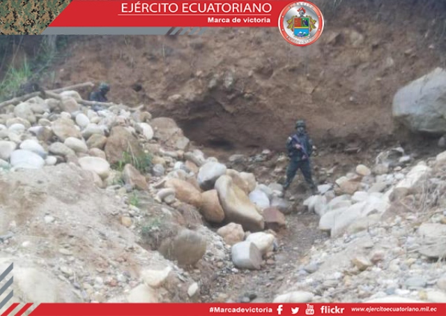 Fuerzas Armadas encuentra dos Bocaminas en el Límite Político Internacional Ecuador-Perú