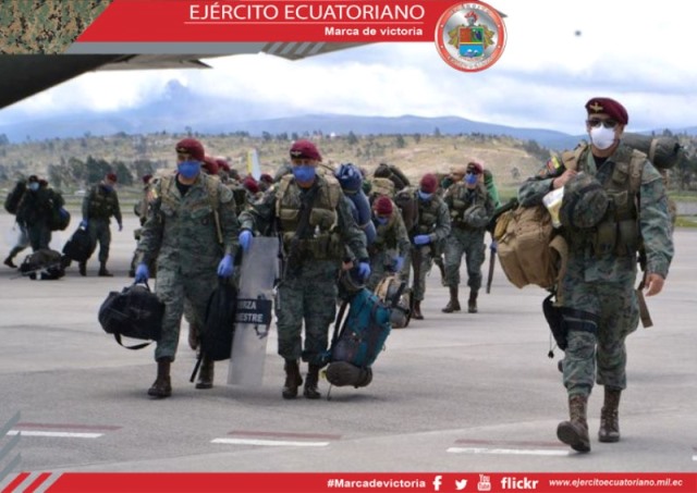 Las Fuerzas Armadas en primera línea en esta emergencia
