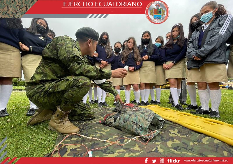 Casa abierta de seguridad en el Fuerte Militar Tulcán