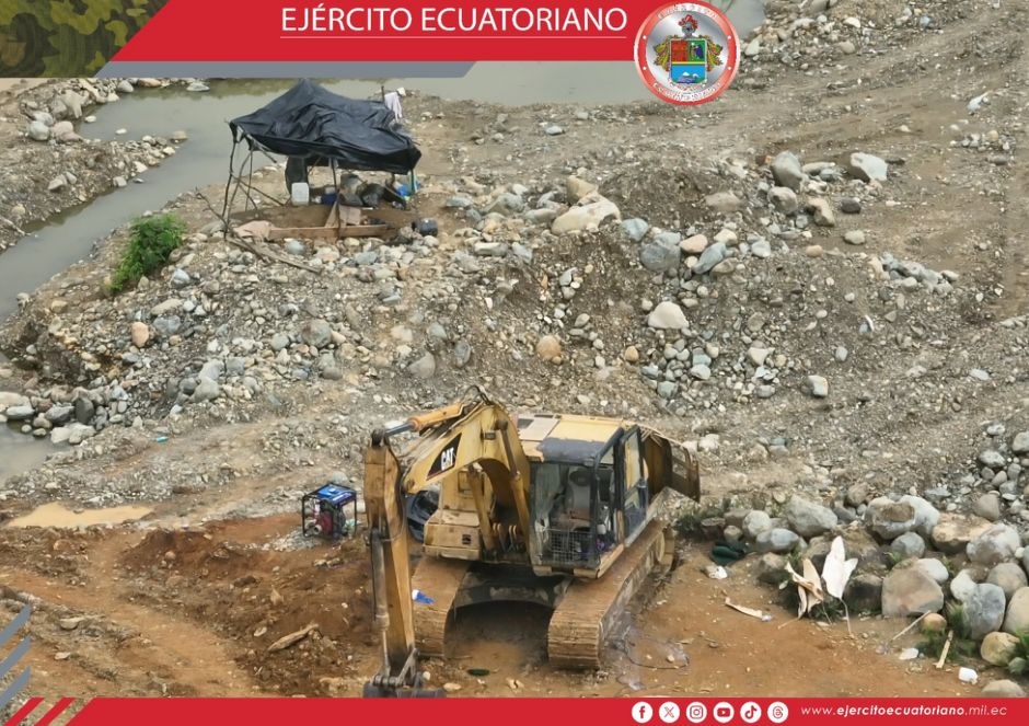 Personal militar destruyó maquinaria en minería ilegal