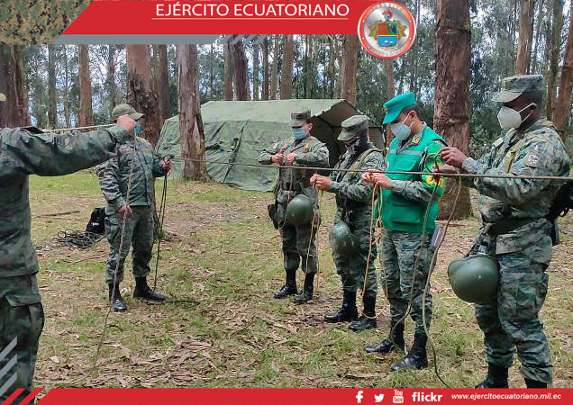 Personal de la Comandancia del Ejército participan en reentrenamiento
