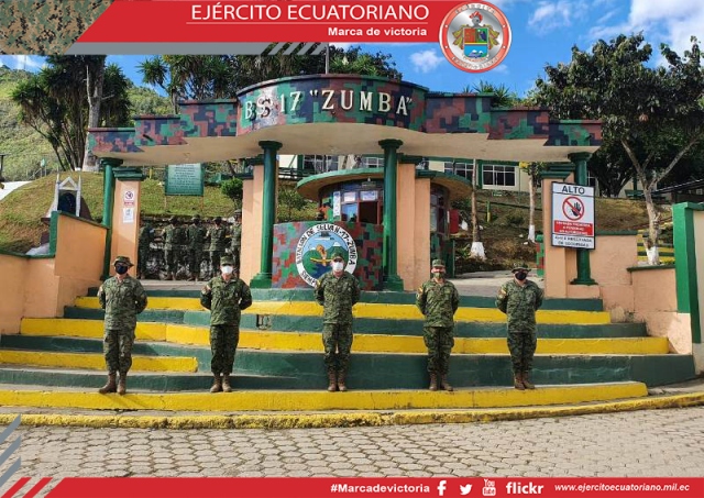 Comandante general del Ejército finaliza visita de comando en Zumba