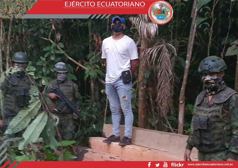 Se incautó madera en el cantón Putumayo