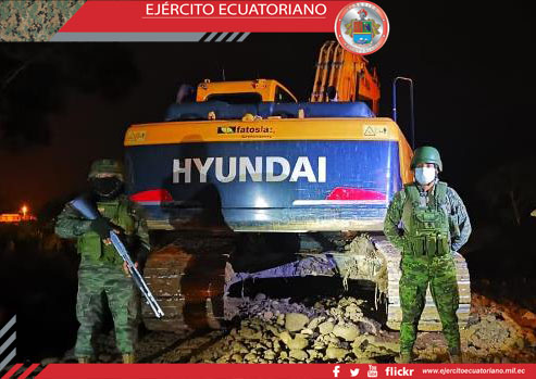 Militares apoyan al combate de minería ilegal