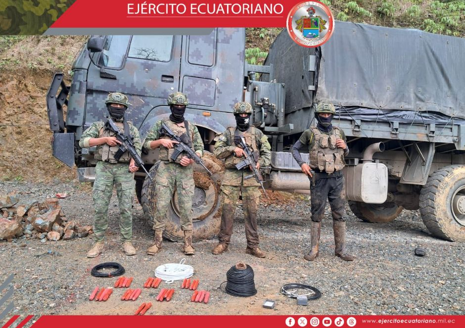 Ejército Ecuatoriano intensifica operaciones contra la minería ilegal en la Frontera Norte