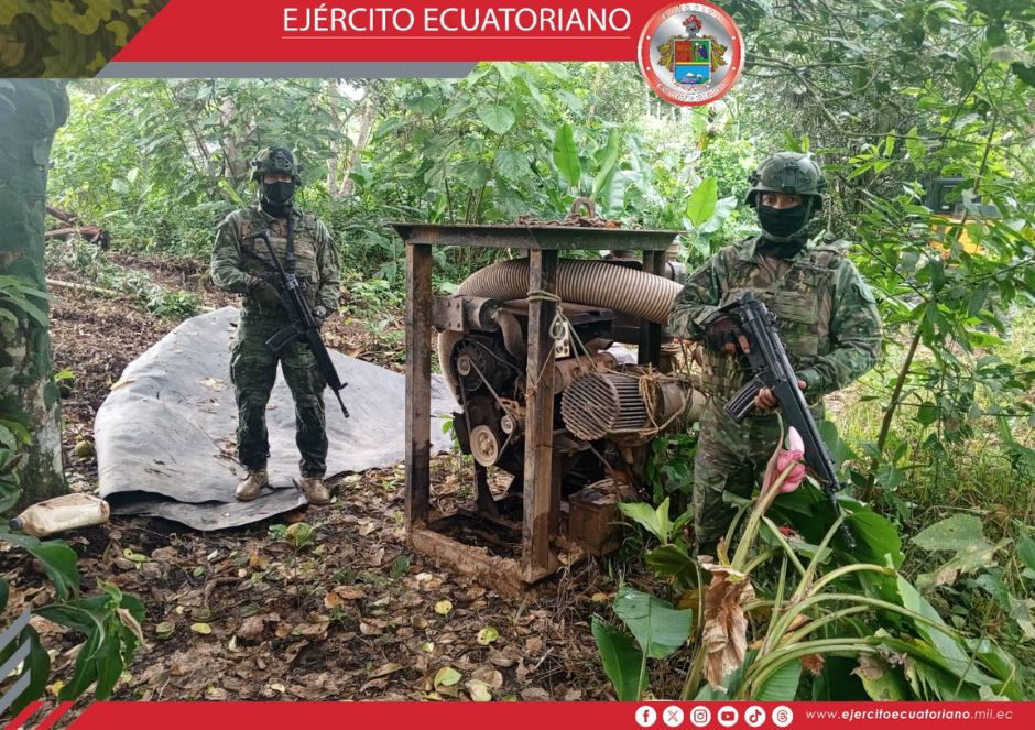 Operación militar en Orellana inhabilitó maquinaria usada en minería ilegal