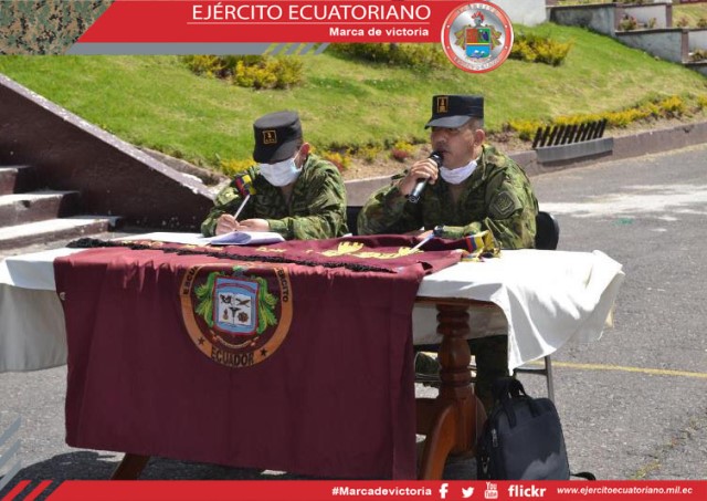 Escuela de Servicios y Especialistas del Ejército desarrolla debate académico