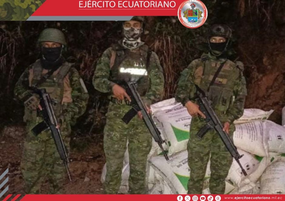 Ejército decomisa material explosivo en Paquisha
