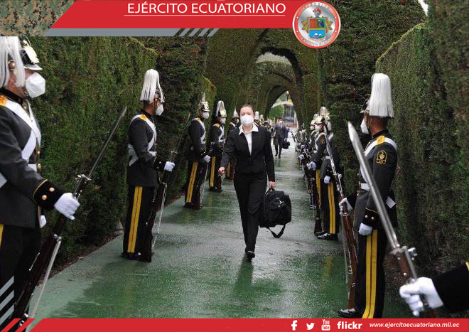 Profesionales inician su periodo de militarización en la Esmil