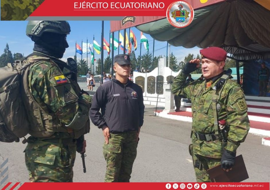 Graduación del IV Curso de Combate Especial del Ecuador