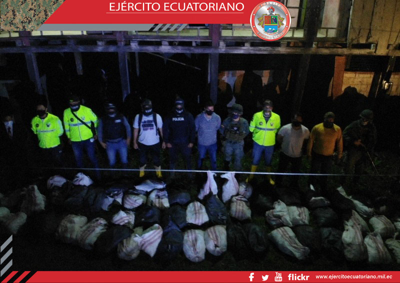 Militares decomisan material aurífero en la Zona Minera Norte