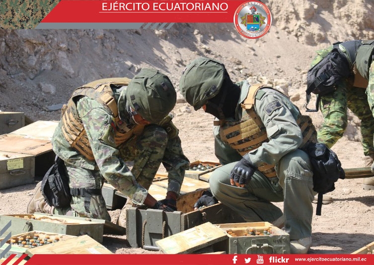 Técnicos en explosivos destruyen munición no operable en Loja