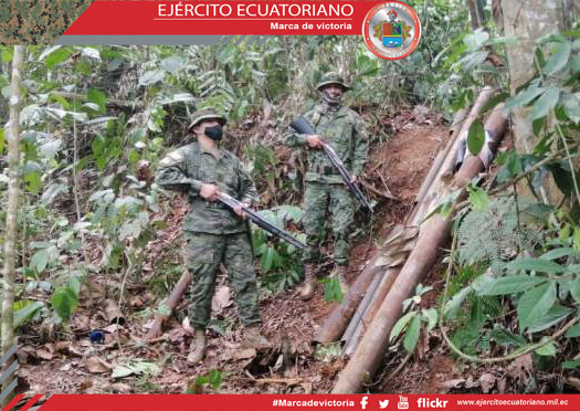 Militares evitan destrucción de tubería hidrocarburífera