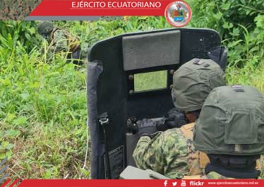 Técnicos en explosivos localizan un artefacto explosivo en San Lorenzo