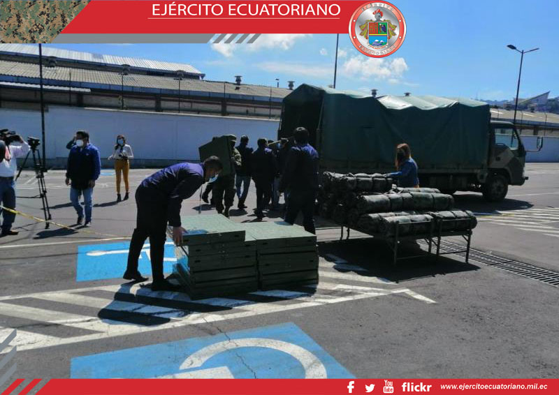 Ejército Ecuatoriano coloca 32 nuevas camas en Hospital IESS Quito Sur