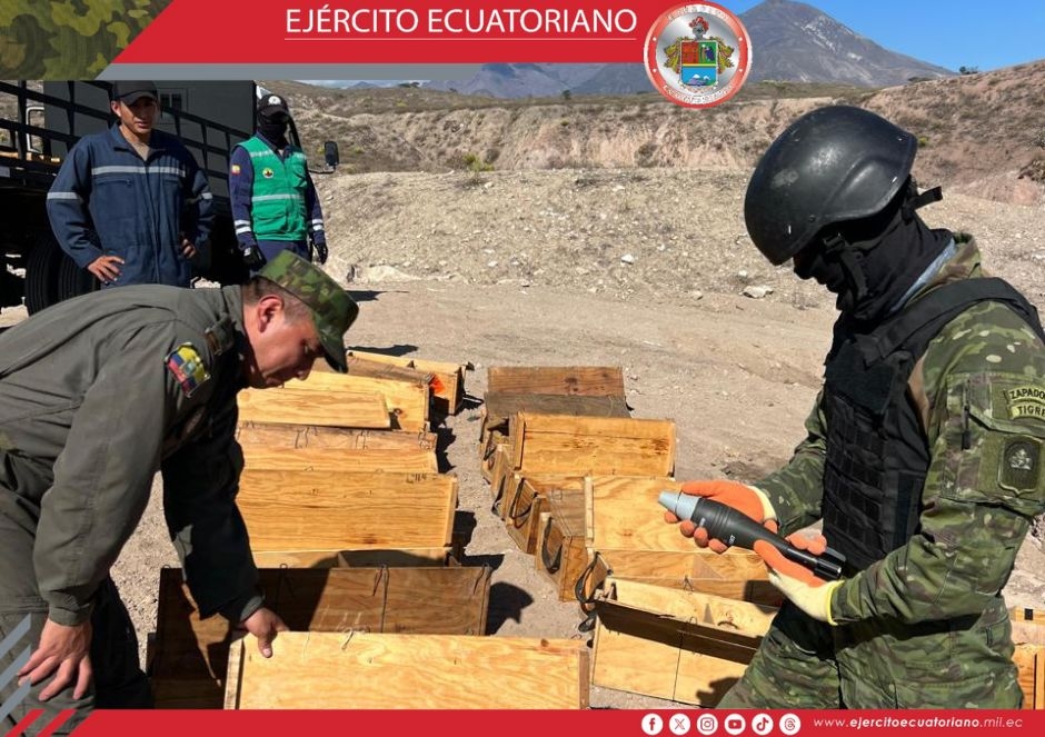 Destrucción controlada de los artefactos explosivos.