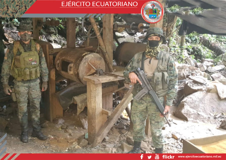 Personal militar detecta actividades de minería ilegal en Sucumbíos