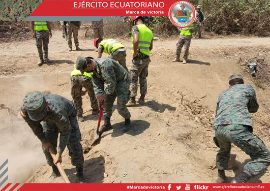 Pasos ilegales en El Oro fueron cerrados por militares