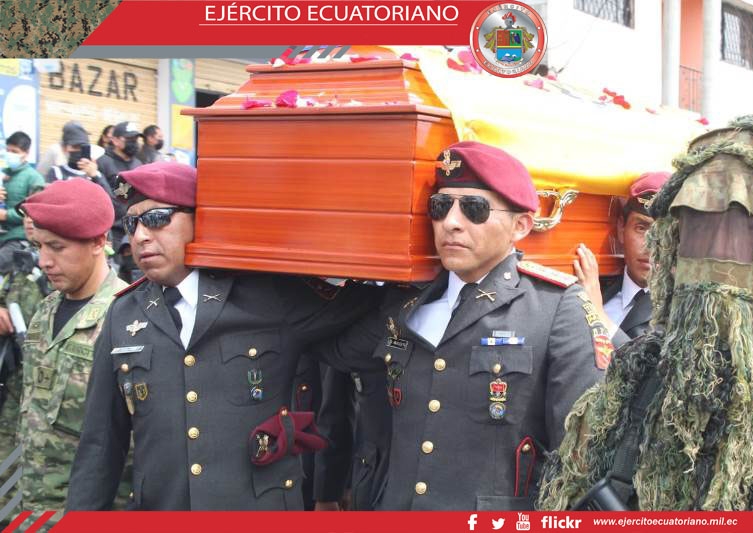Sargento José Chimarro fue sepultado en la provincia de Cotopaxi