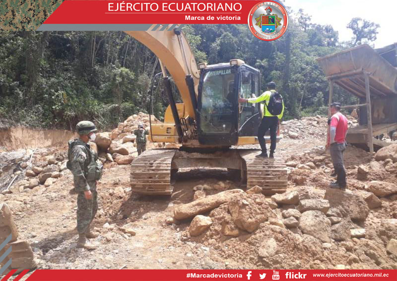 Detienen actividades de minería ilegal en Paquisha