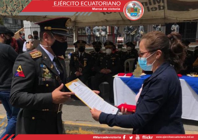 Se desarrolló un reconocimiento al personal del Grupo de Caballería Blindada N.° 32 Azuay