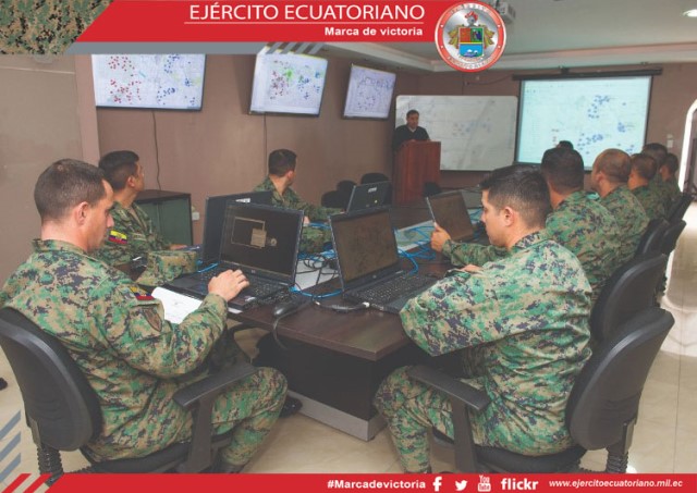 Las Fuerzas Armadas, a través del Ejército Ecuatoriano, iniciaron  proyecto de educación en línea para capacitar al personal