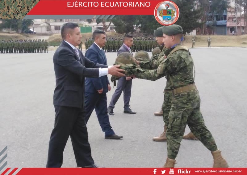 Personal militar se retira del servicio activo