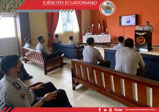 Escuela de Aviación del Ejército Capt. Fernando Vásconez inicia cursos de capacitación