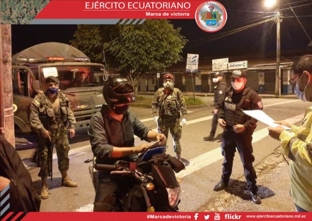 Constantes operaciones militares de control por  parte de miembros de las Fuerzas Armadas