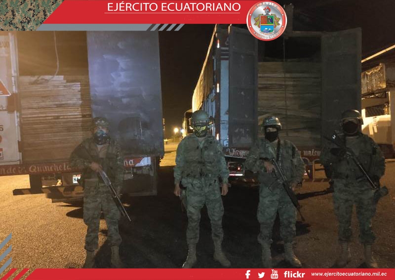 3900 tablas y 1000 tablones fueron entregados a las autoridades de Ambiente tras operación militar de control