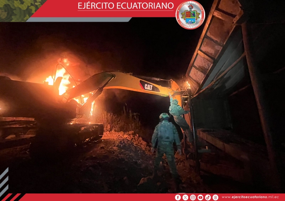 Ejército Ecuatoriano destruye campamento y no da tregua a la minería ilegal en Napo