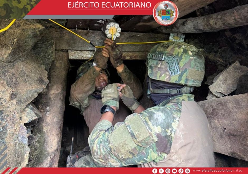 Escuela de Ingeniería Militar apoya operaciones contra la minería ilegal en el sector El Chical