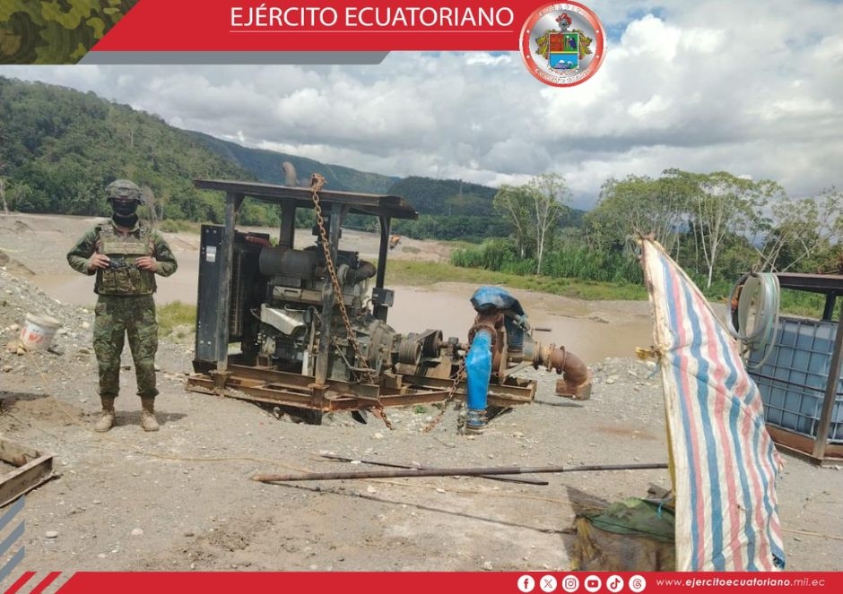 Ejército Ecuatoriano ejecutó operación contra la minería ilegal en Morona Santiago