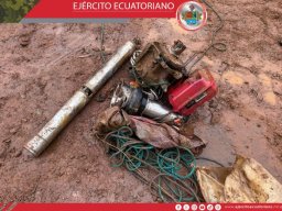 Ejército Ecuatoriano neutraliza material logístico destinado a la minería ilegal en Imbabura