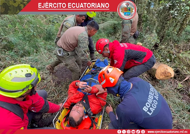 Ejército Ecuatoriano apoya en evacuación aeromédica.